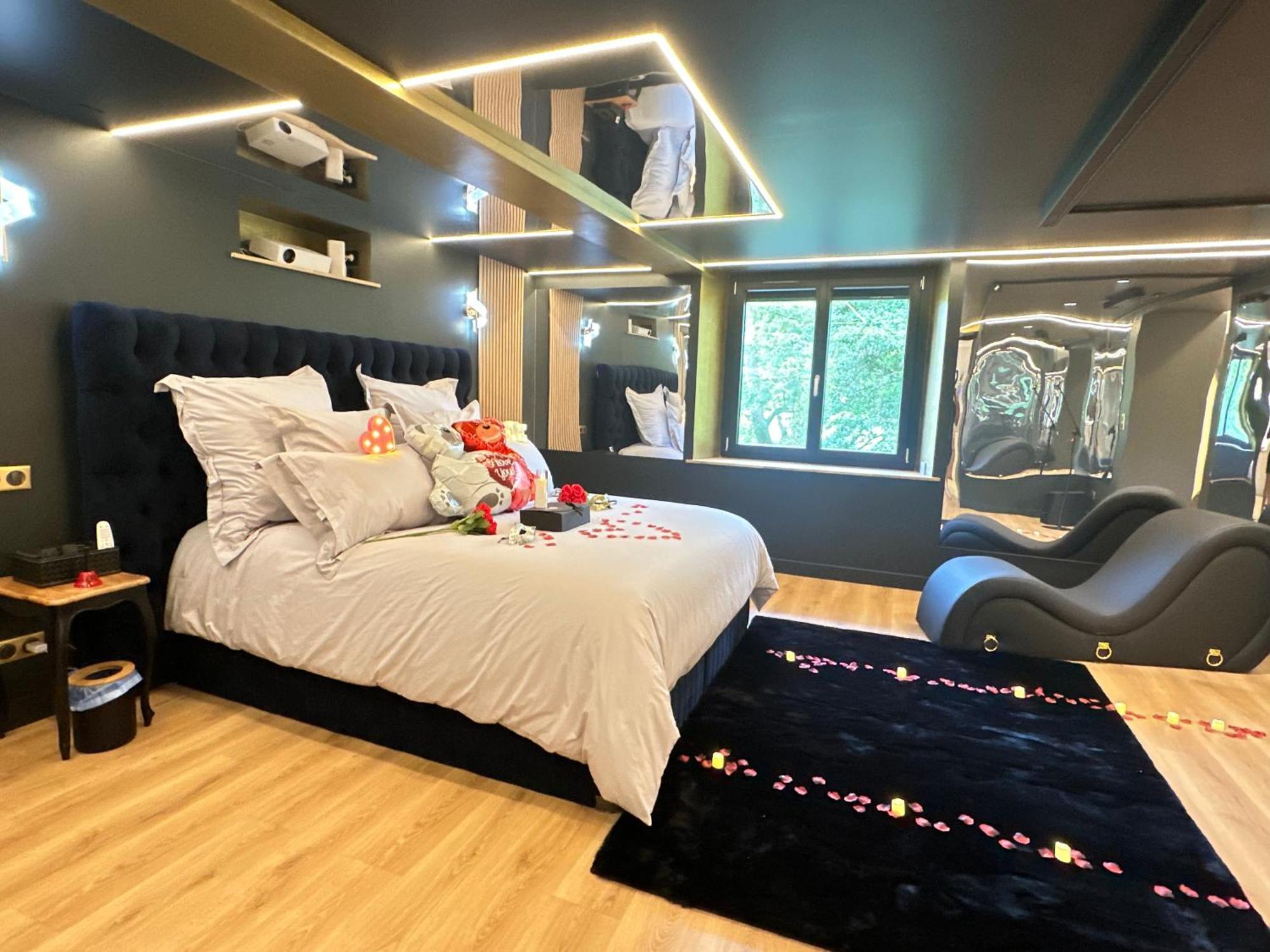 Eden De Roques Bed & Breakfast Кастр Екстериор снимка
